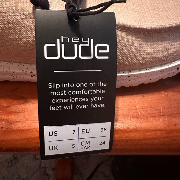 NWT Hey Dude shoes, Size 7. Wendy-Rose Flower. - Picture 7 of 10